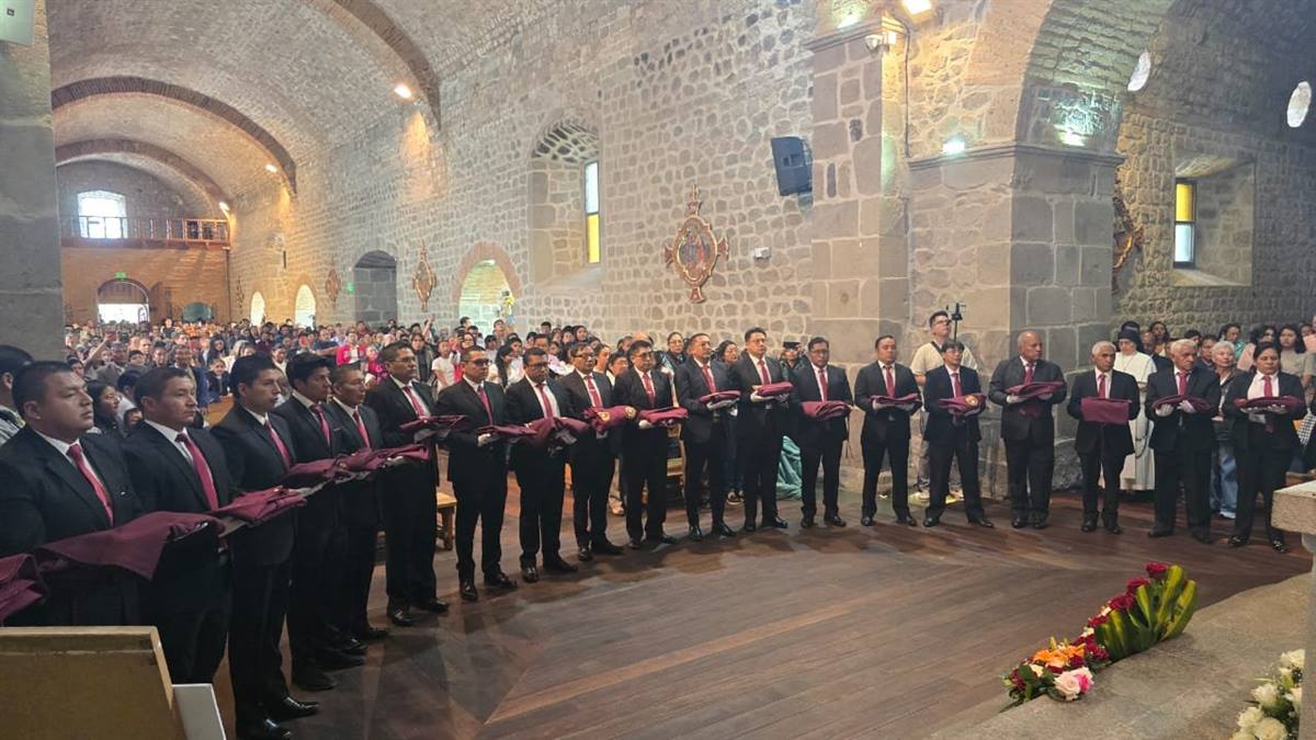 Ceremonia de investidura de los Guardianes del Santísimo